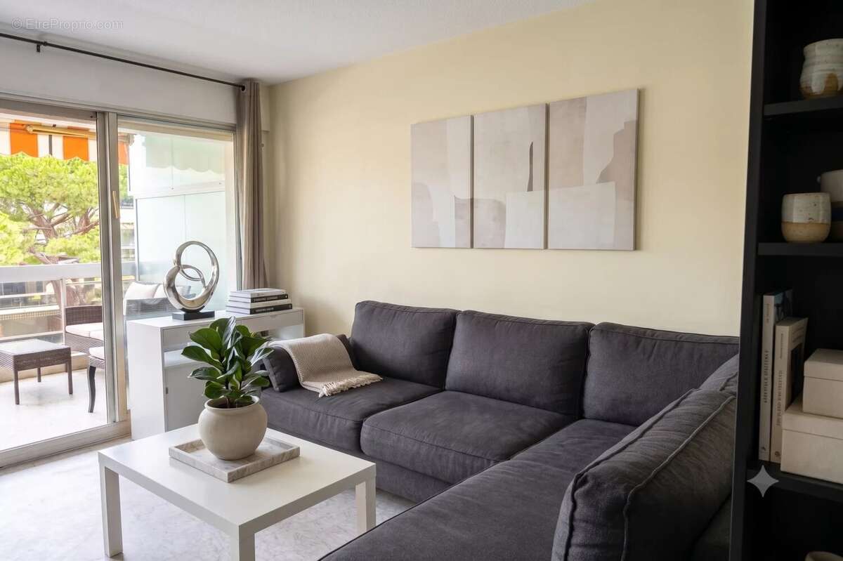 Studio avec coin nuit et terrasse – Secteur Rostagne - photo 5