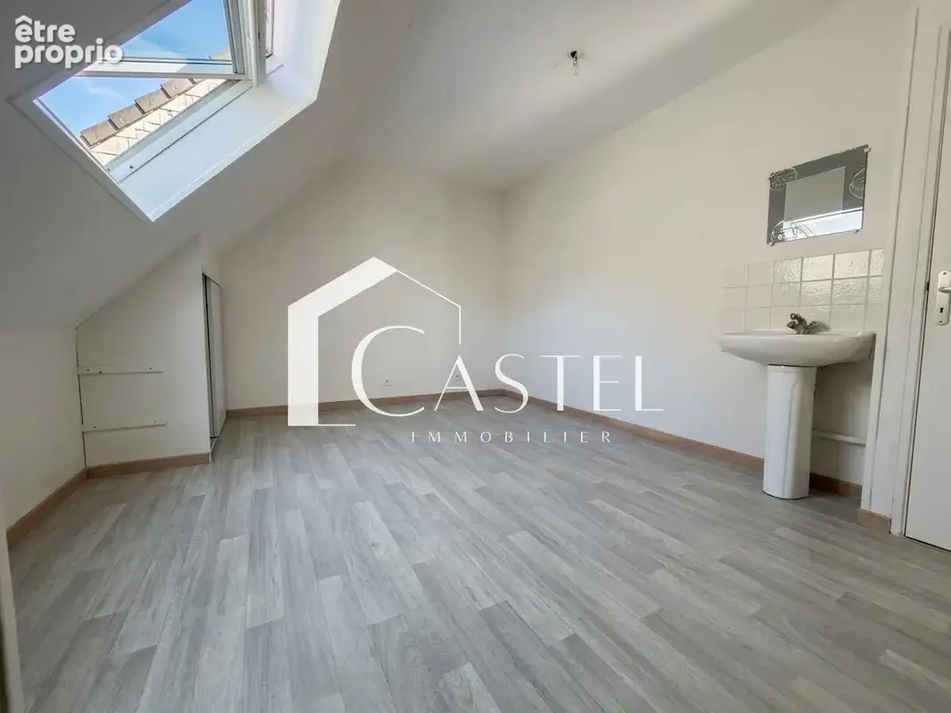 Plein centre ville, Charmant 4 pièces en duplex - photo 9