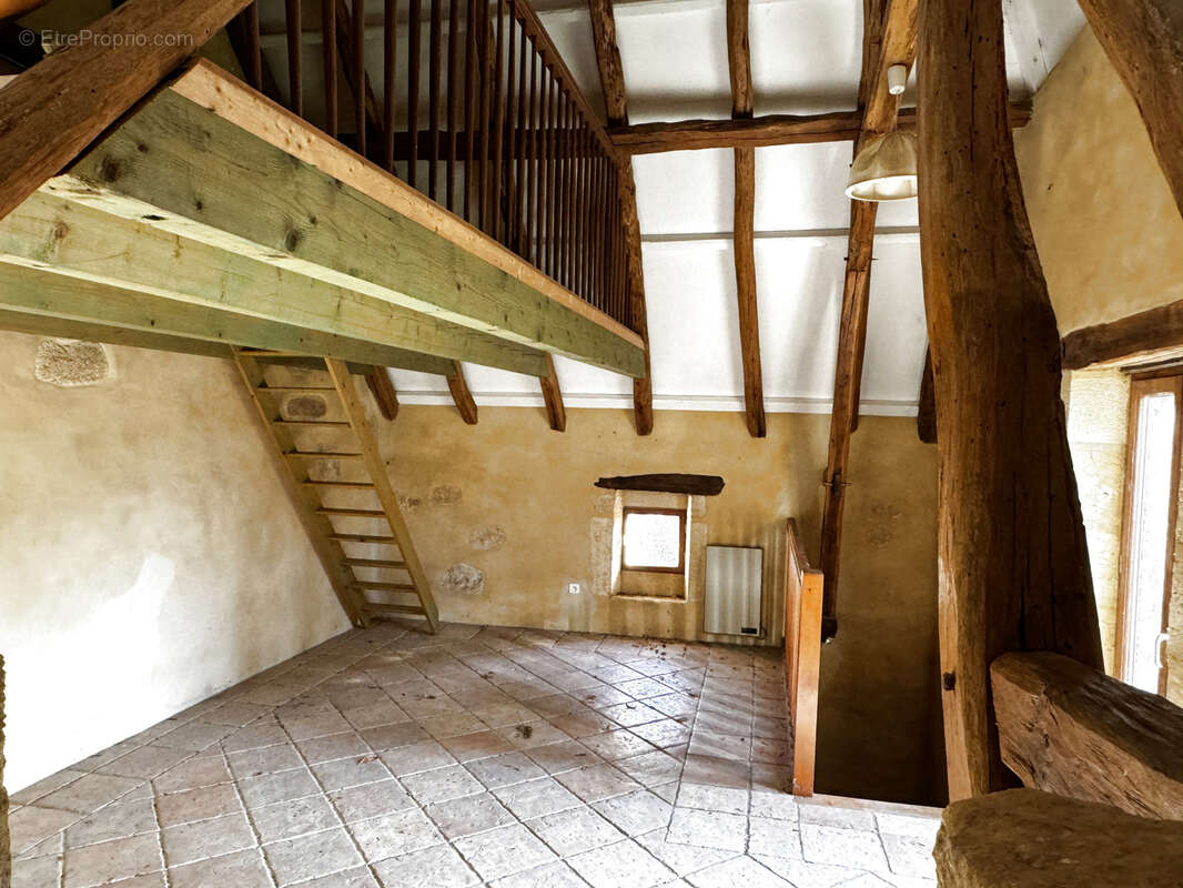 Maison à MONTIGNAC