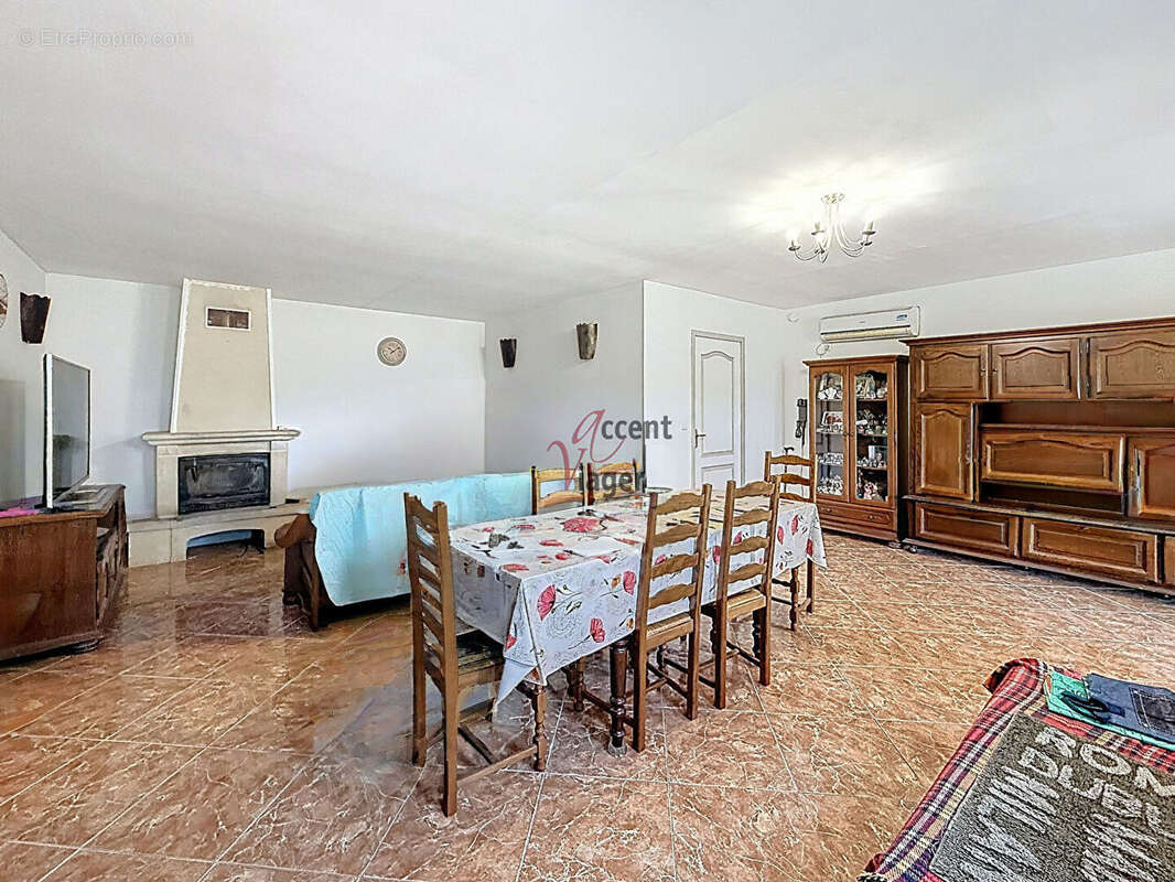 A vendre en viager occupé maison en campagne de Saint Andiol. - photo 5