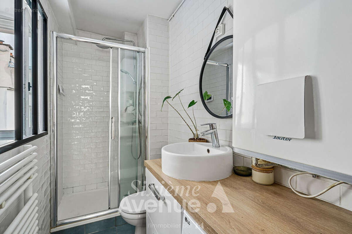 Appartement à PARIS-3E