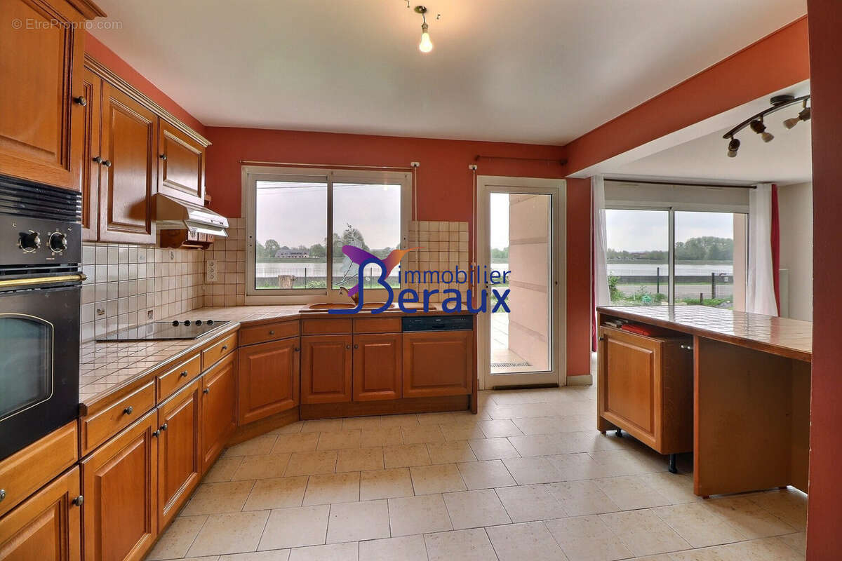 Maison à LE MESNIL-SOUS-JUMIEGES