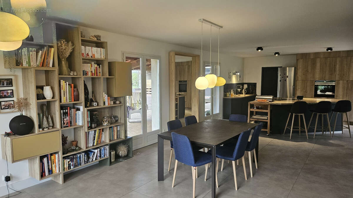 Maison à SAINT-JUST