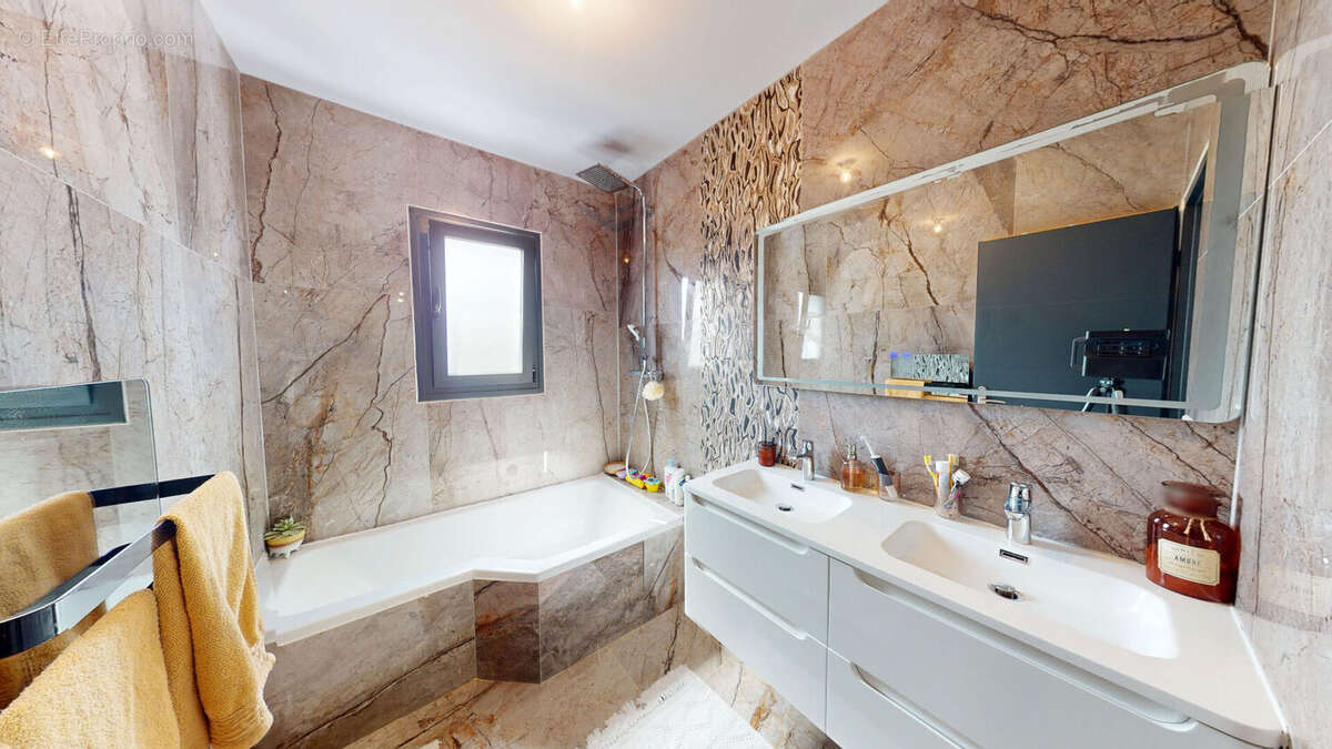 Maison à CARCASSONNE