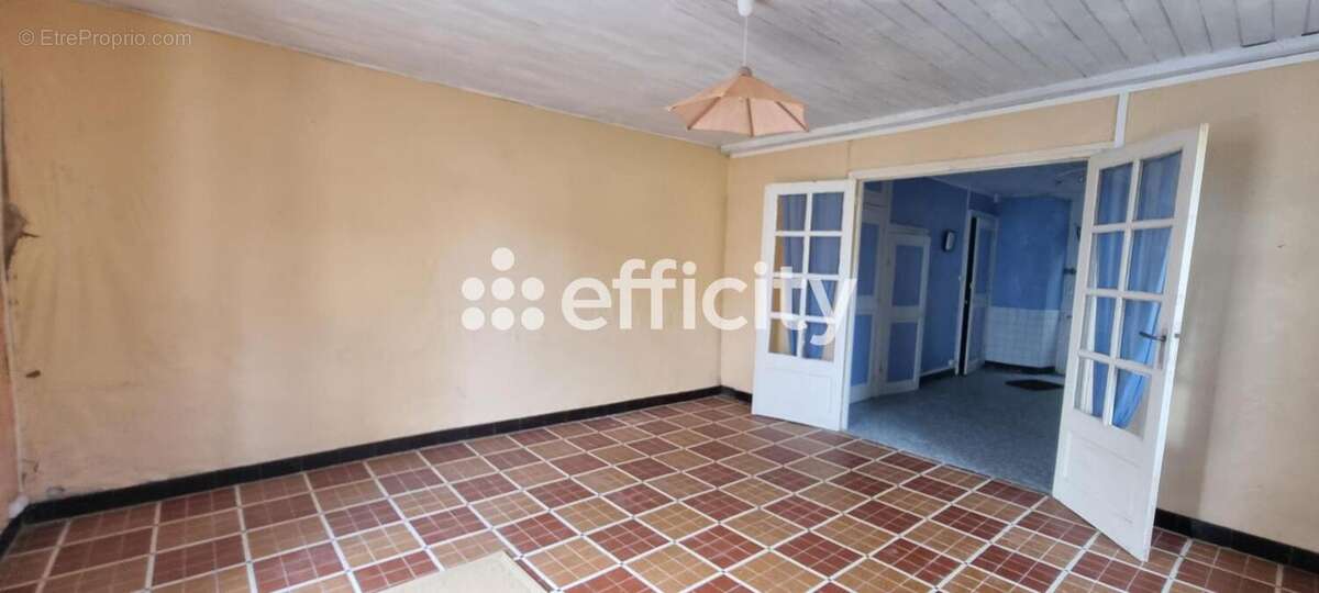 Maison à MAUPREVOIR