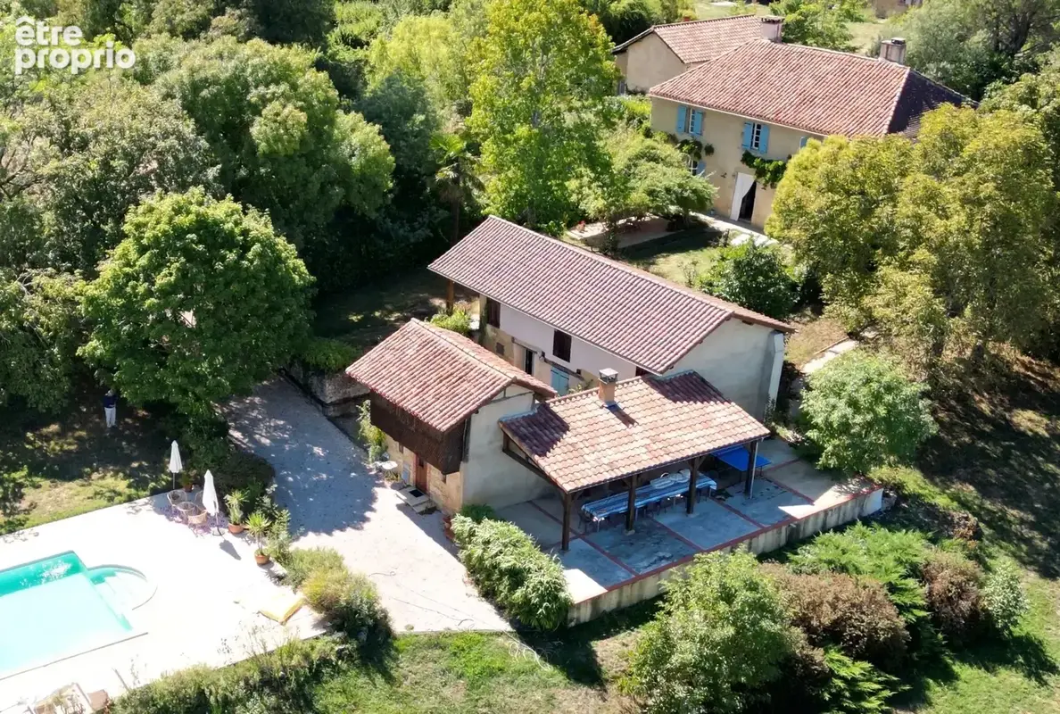 Maison à AIGNAN