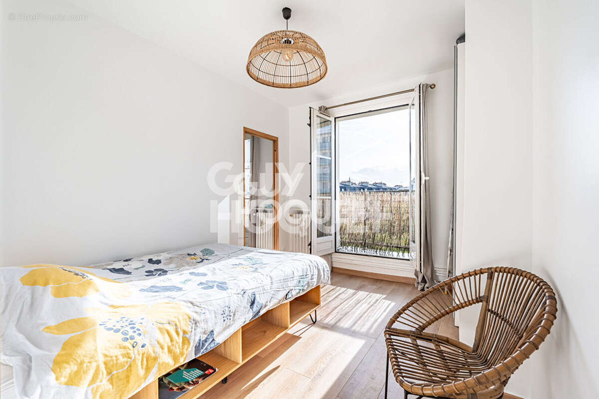 Appartement à PARIS-19E