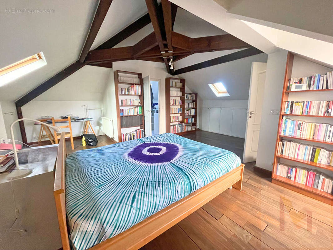 Maison à NEUILLY-PLAISANCE