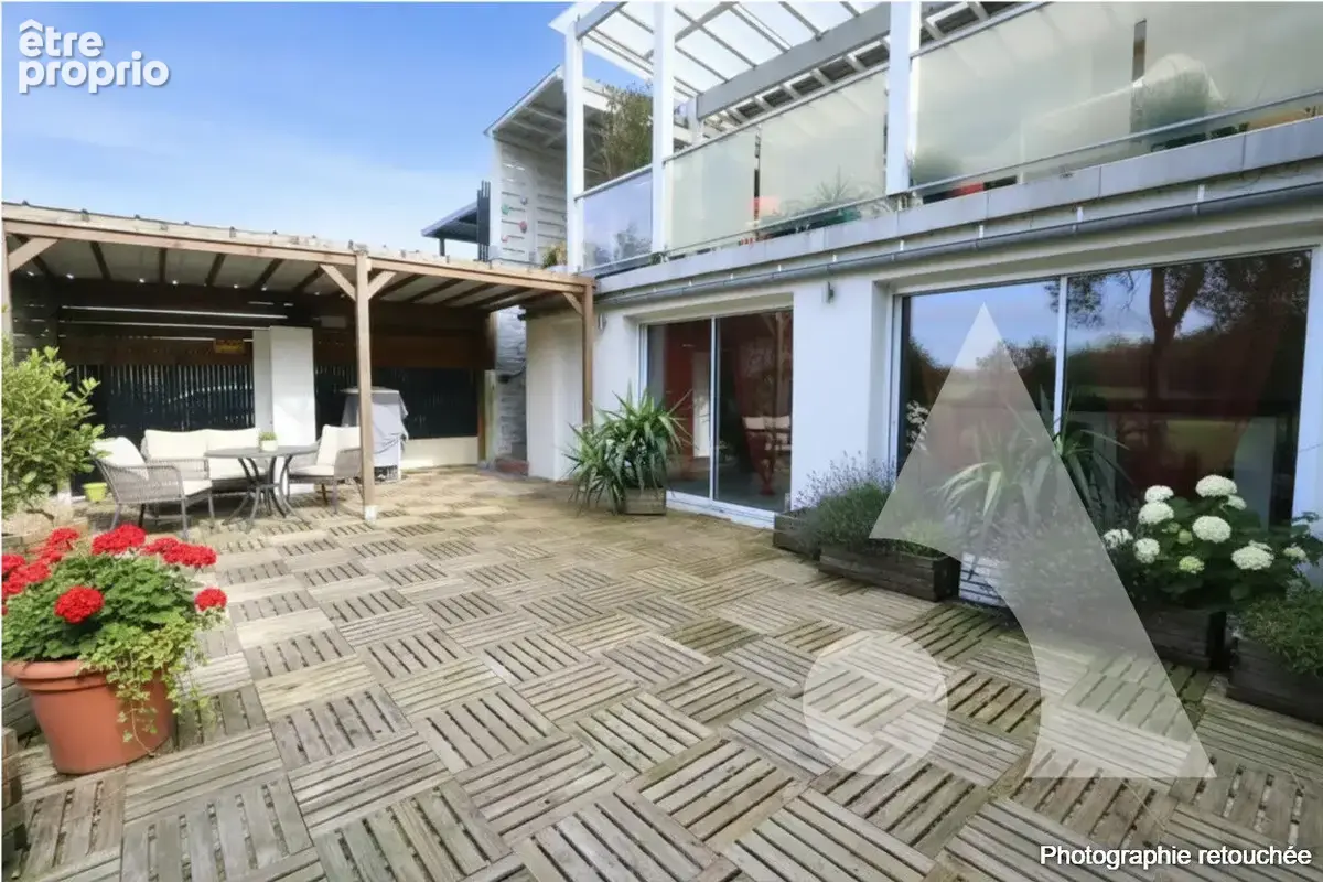 Maison Secteur Grandfresnoy 5 pièce(s) 203 m2 - photo 2
