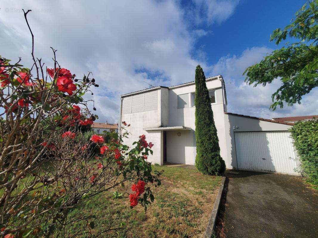 Maison T4 à étage avec jardin et garage - photo 25