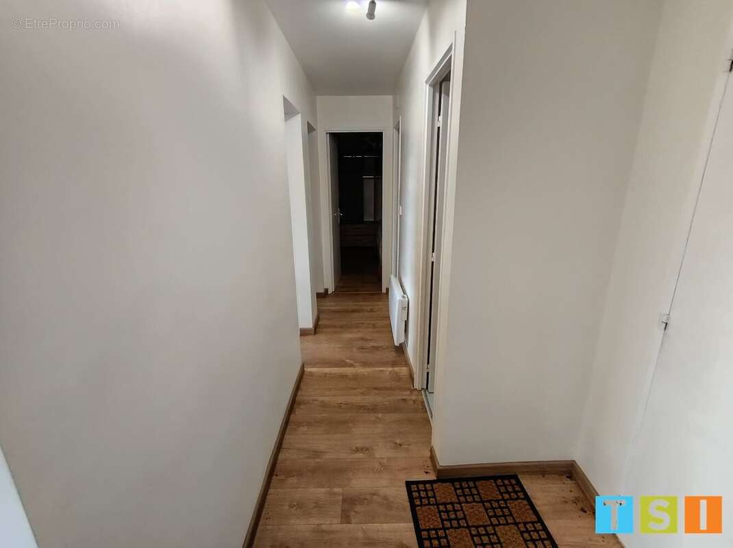 MONTREJEAU: appartement type T3 entièrement rénové. - photo 10