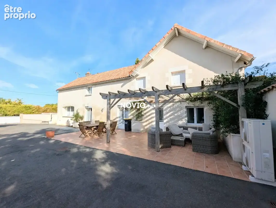 Maison à MARIGNY-BRIZAY
