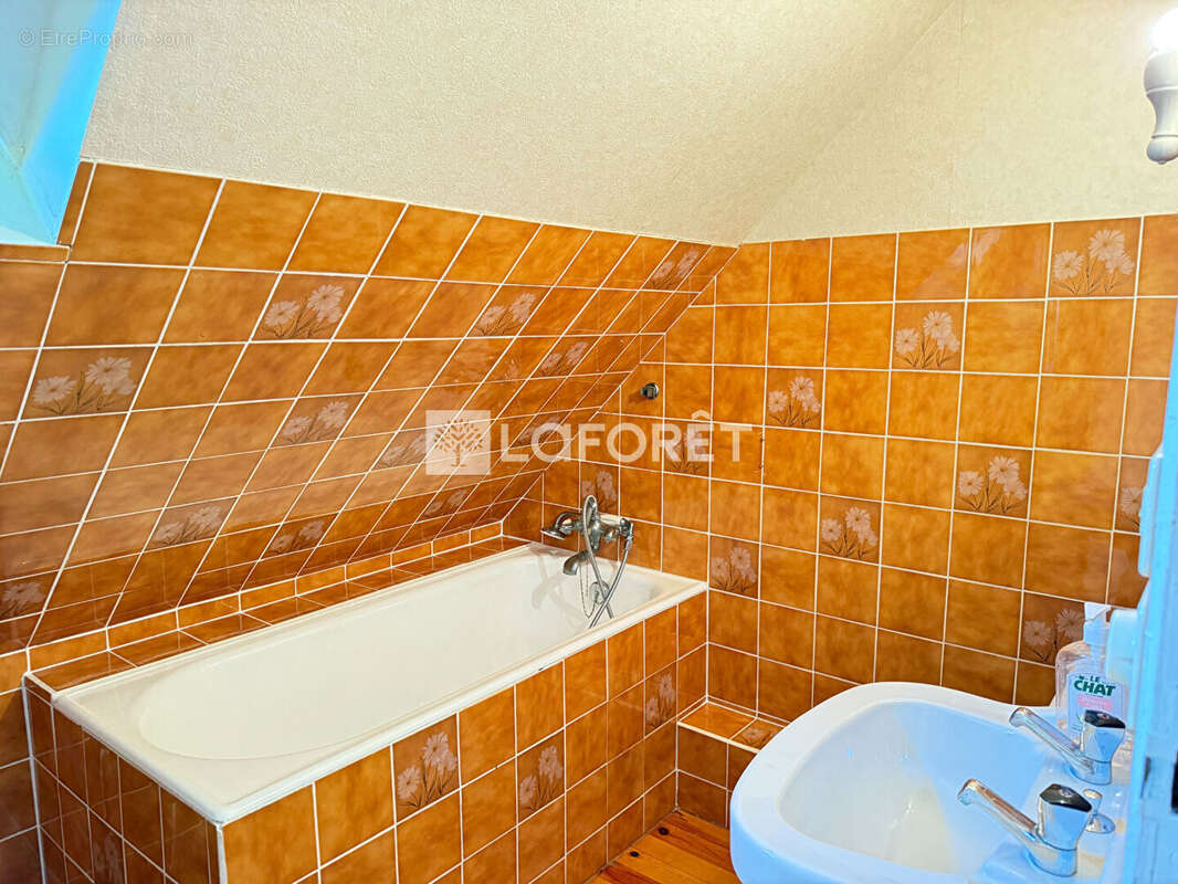 Maison à SAINT-AGATHON