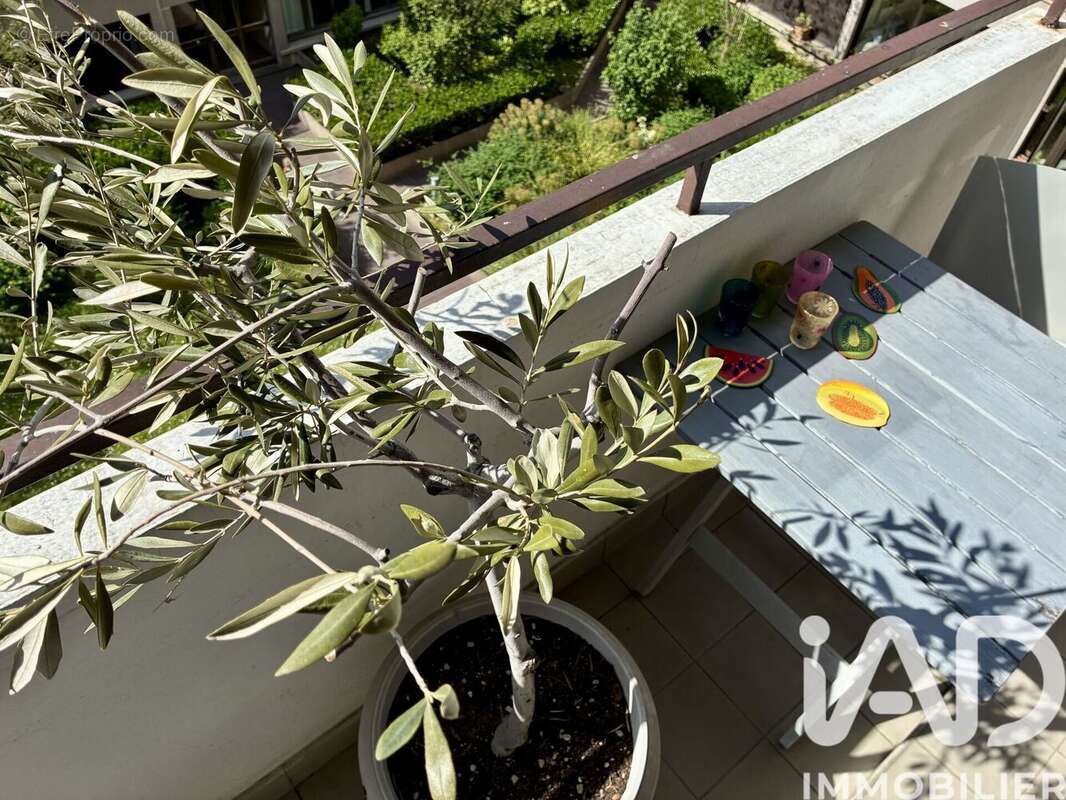 Photo 3 - Appartement à PARIS-20E