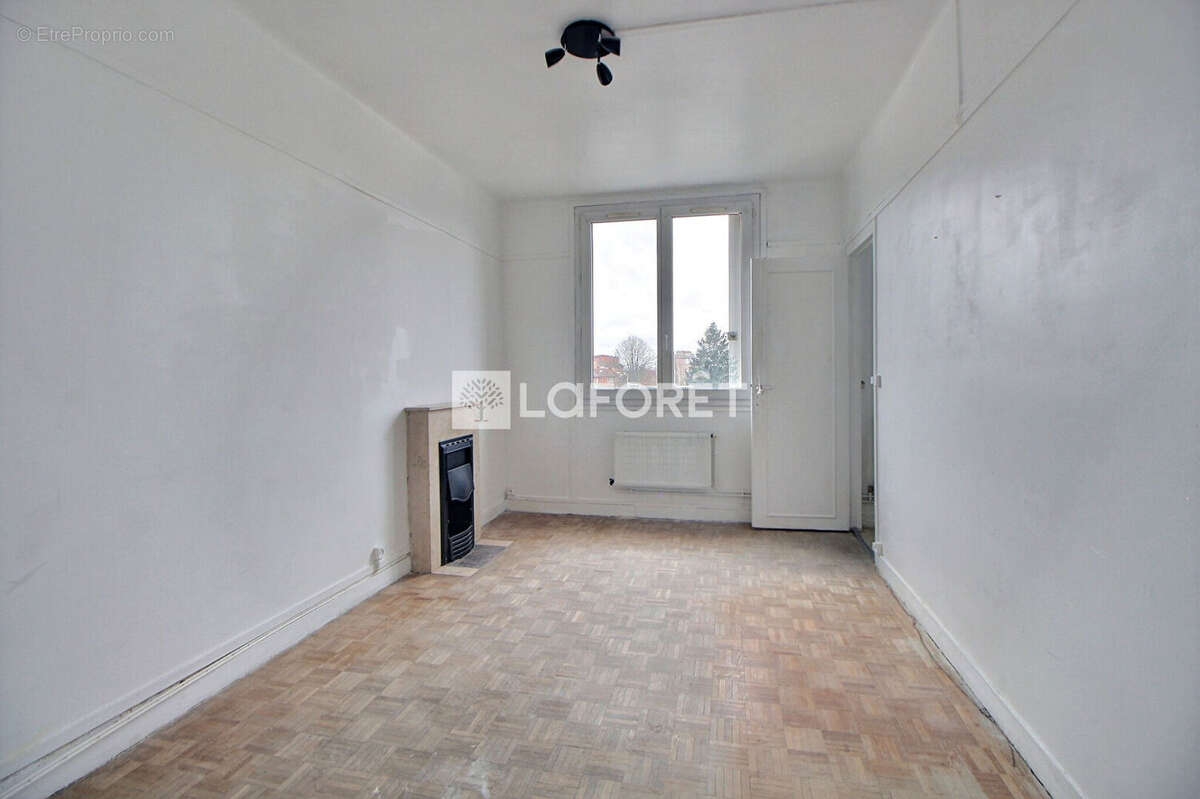 Appartement à SURESNES