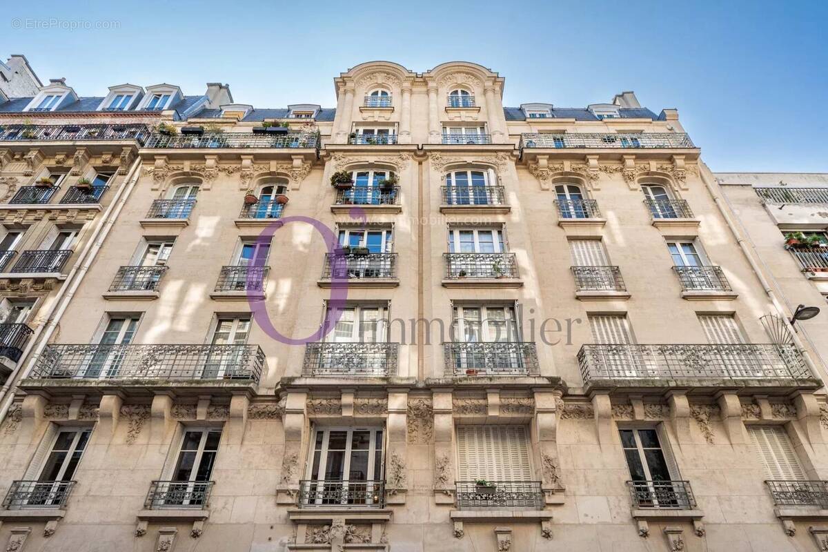 Appartement à PARIS-19E