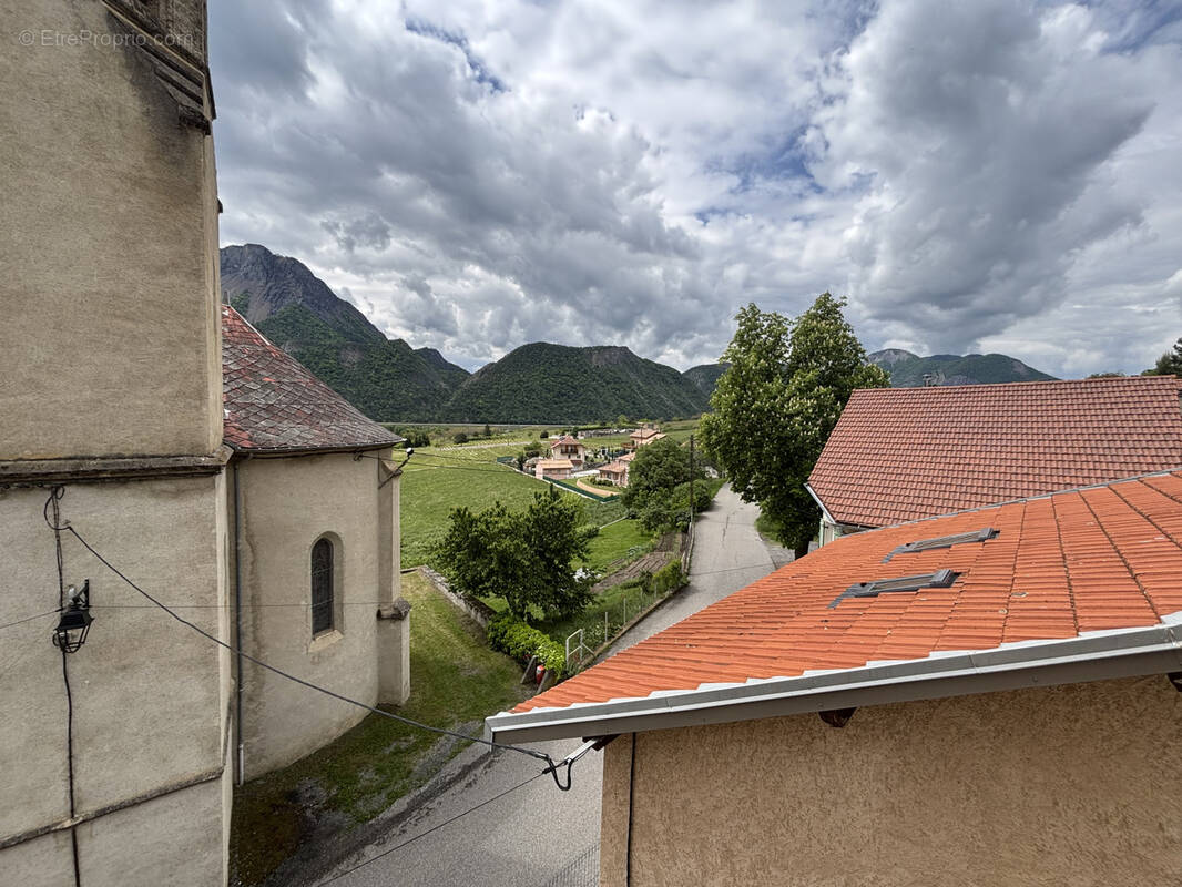 Maison à ESPINASSES