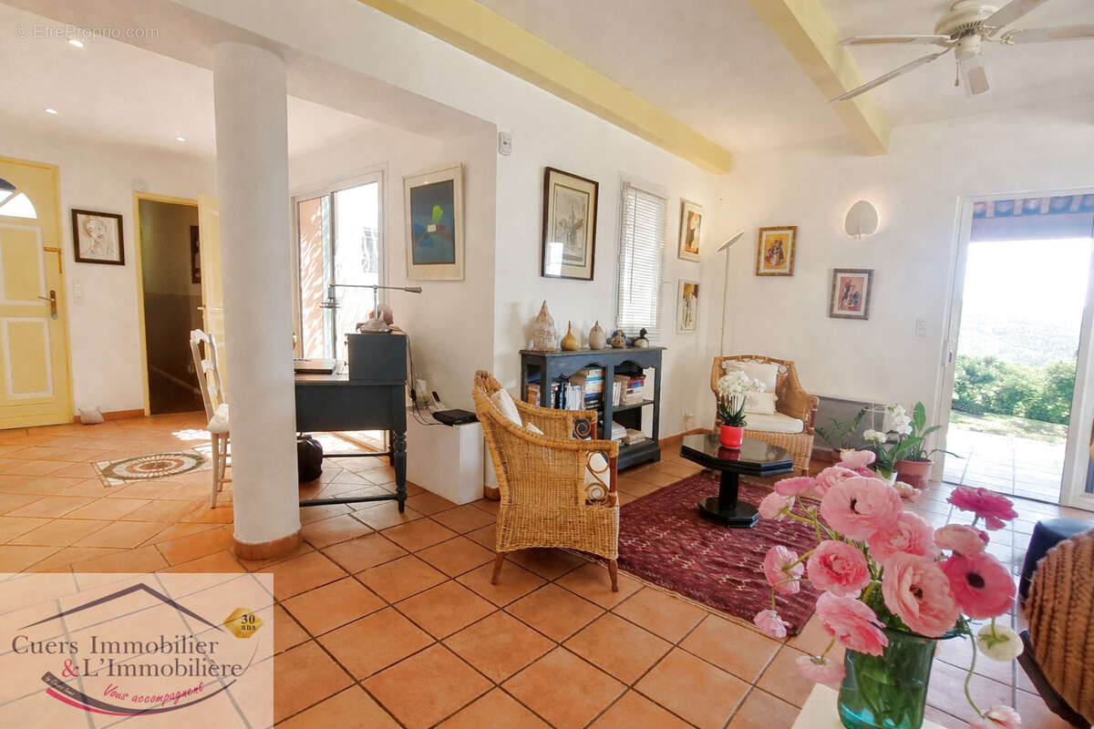 Maison à PIERREFEU-DU-VAR