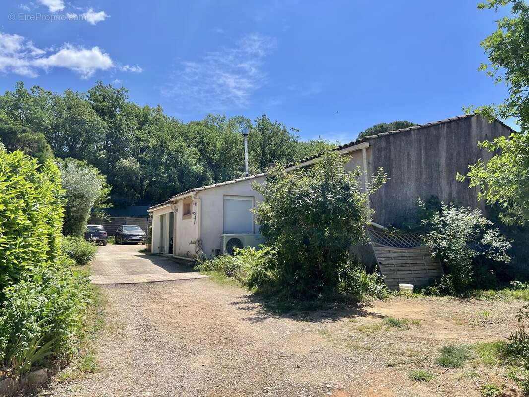 Maison à SAINT-MAXIMIN-LA-SAINTE-BAUME