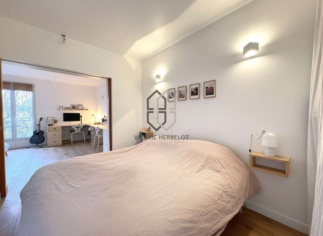 Appartement à SAINT-MAUR-DES-FOSSES
