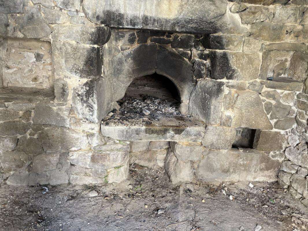 Maison à SAINT-MAMET-LA-SALVETAT