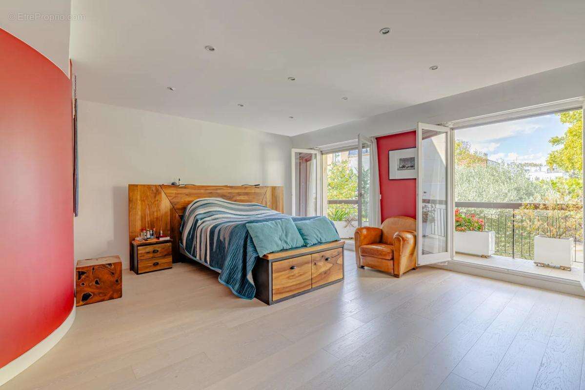 Appartement à ENGHIEN-LES-BAINS