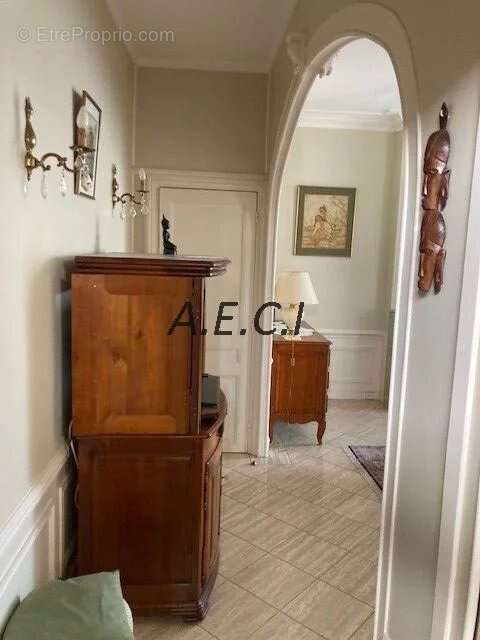 Appartement à ASNIERES-SUR-SEINE