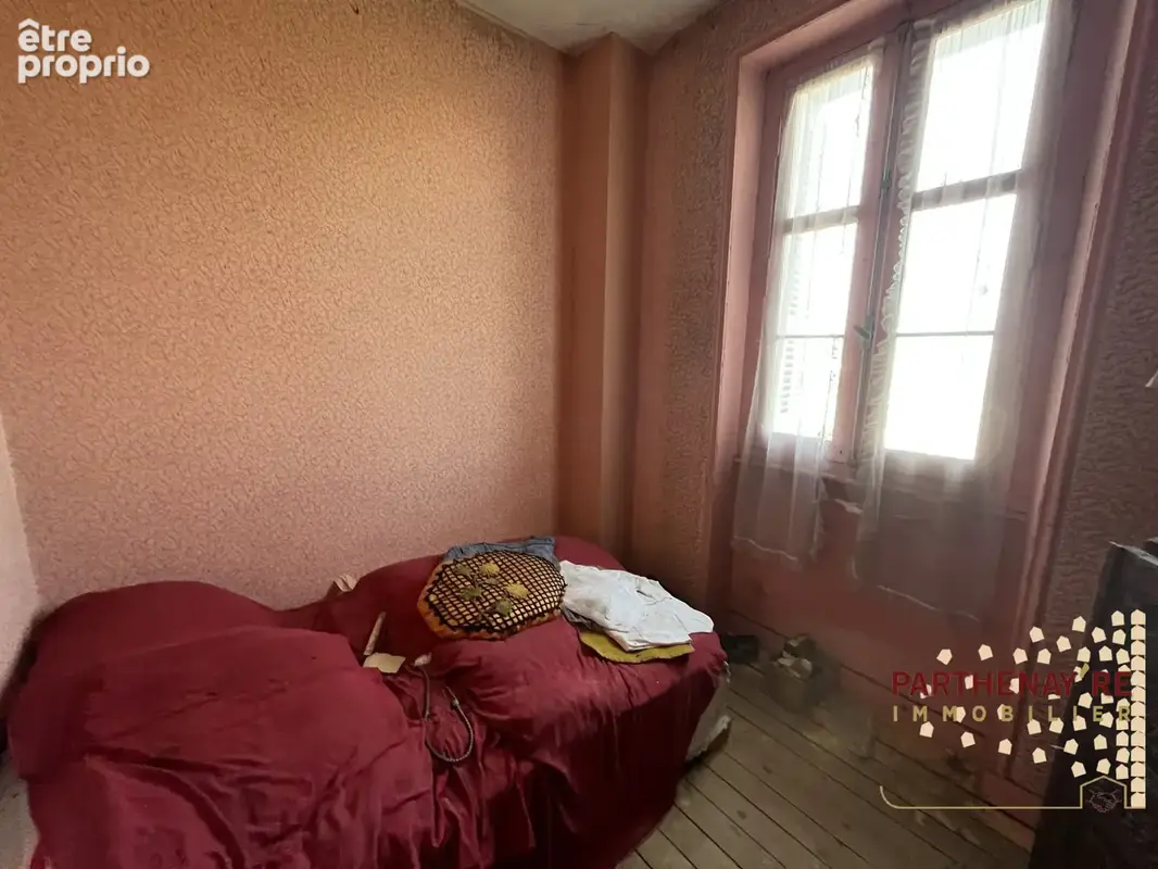 Maison 5 pièces 84 m² à vendre à Parthenay (79200) - photo 7