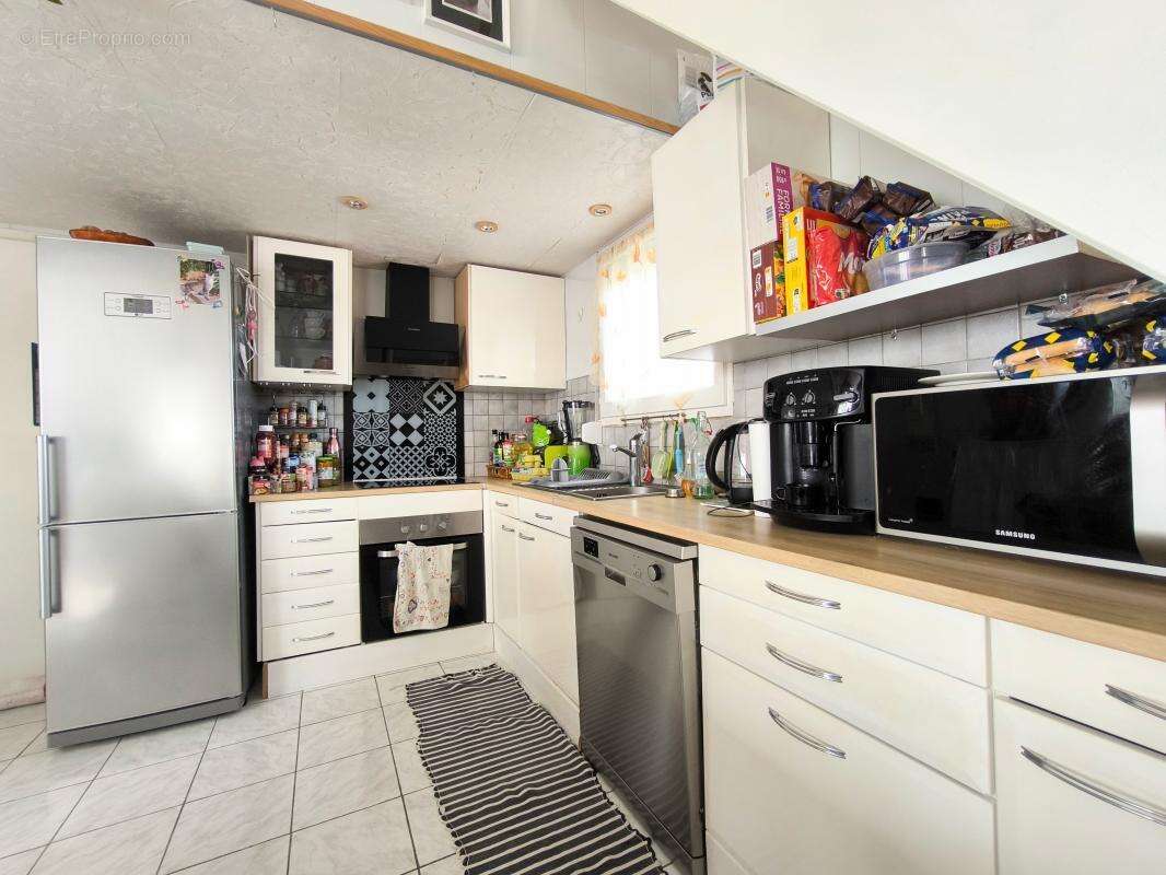 Appartement à BRIE-COMTE-ROBERT