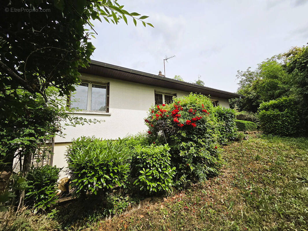 Maison à LONGVIC