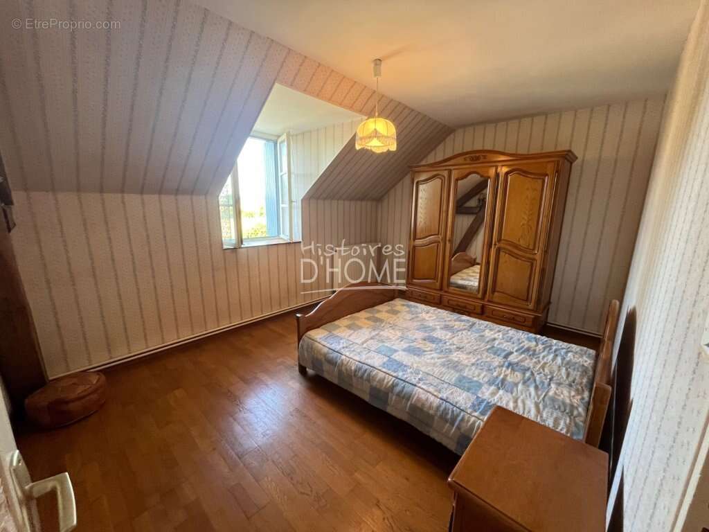 Maison à BETON-BAZOCHES