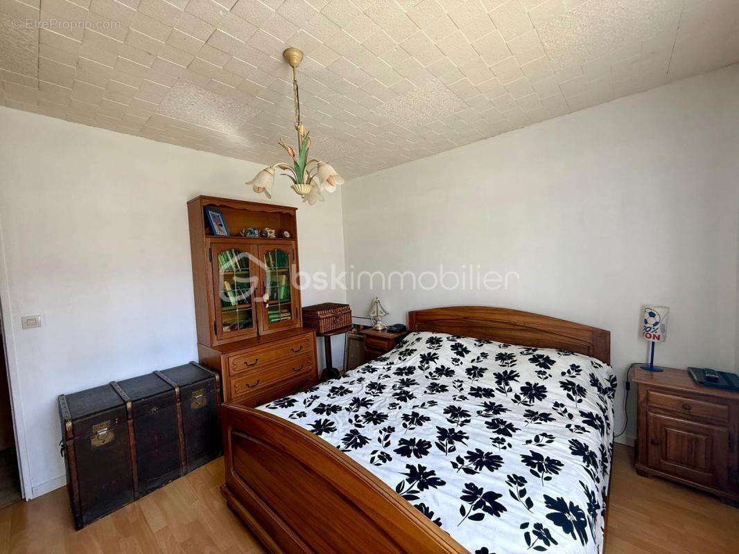 Pavillon familial de plain-pied 123 m², 4 chambres, terrain clos et arboré - photo 9