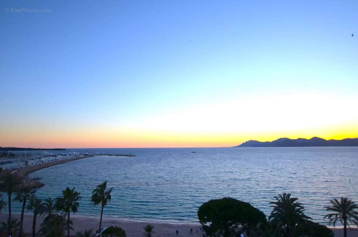 Cannes, 4 pièces avec vue mer sur la Croisette - photo 3