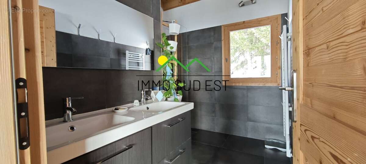 Maison à BOURG-SAINT-MAURICE