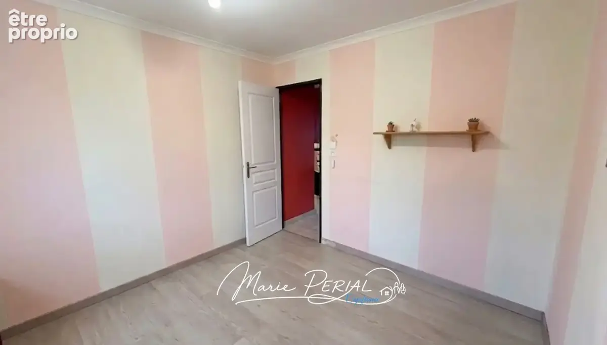 Maison familiale de 98 m² avec jardin à Pierreville (54160) - photo 8