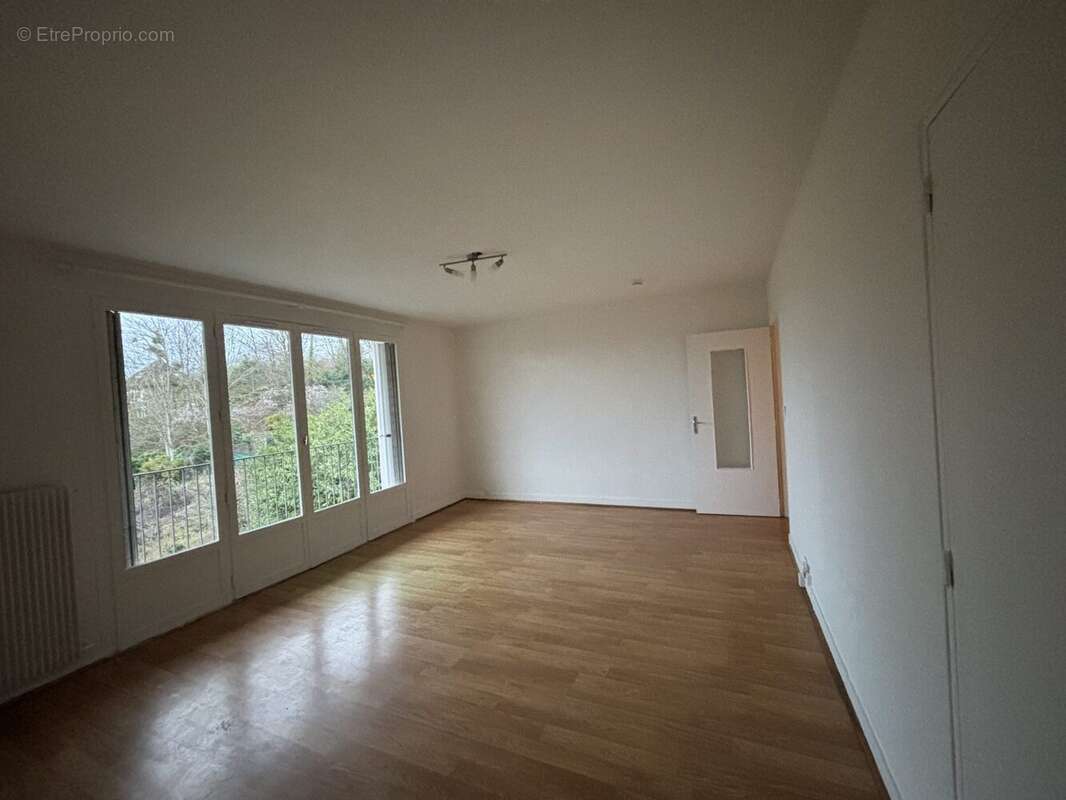 Appartement à THORIGNY-SUR-MARNE