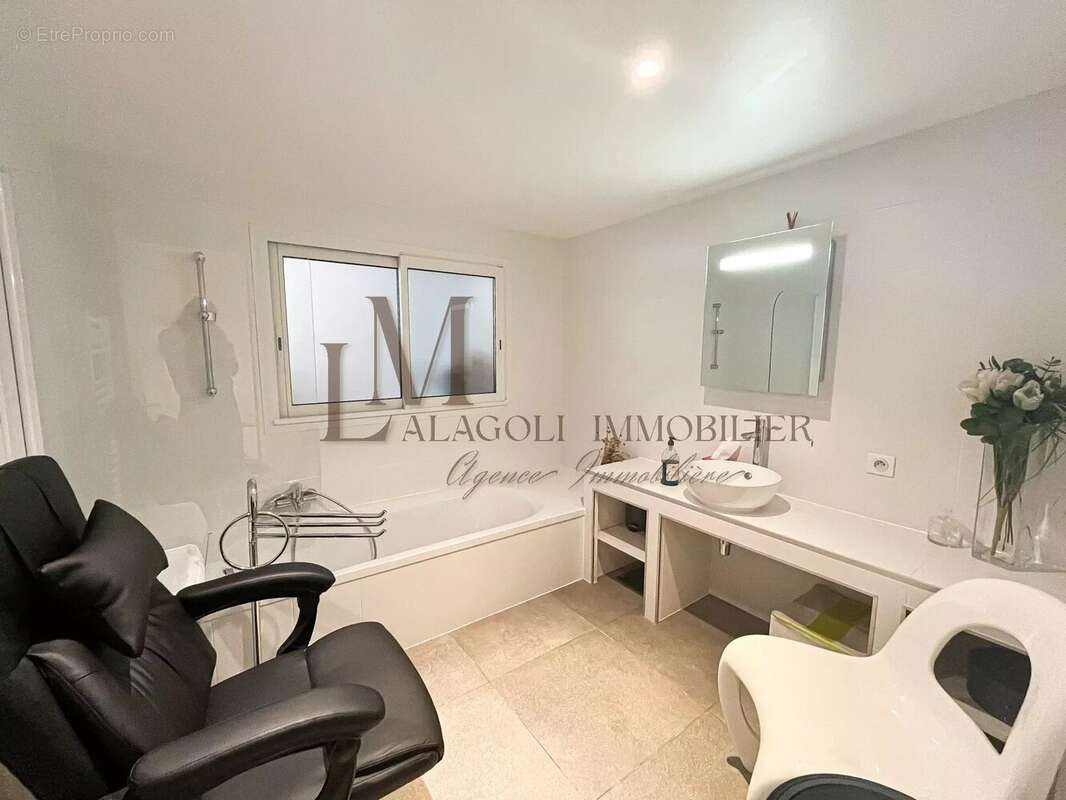 Maison à PORTO-VECCHIO