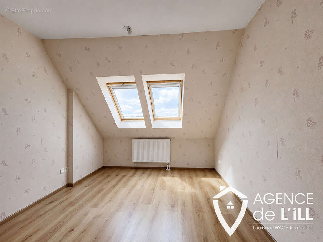 Appartement à CHATENOIS