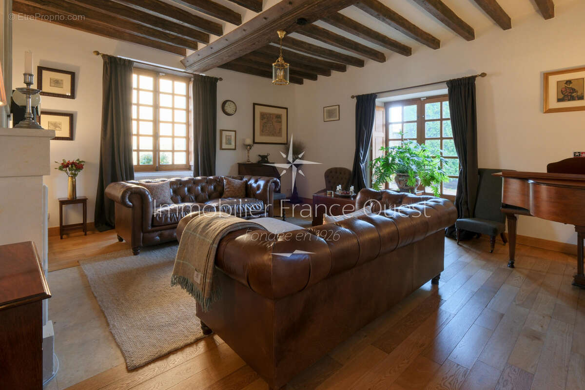 Maison à SABLE-SUR-SARTHE