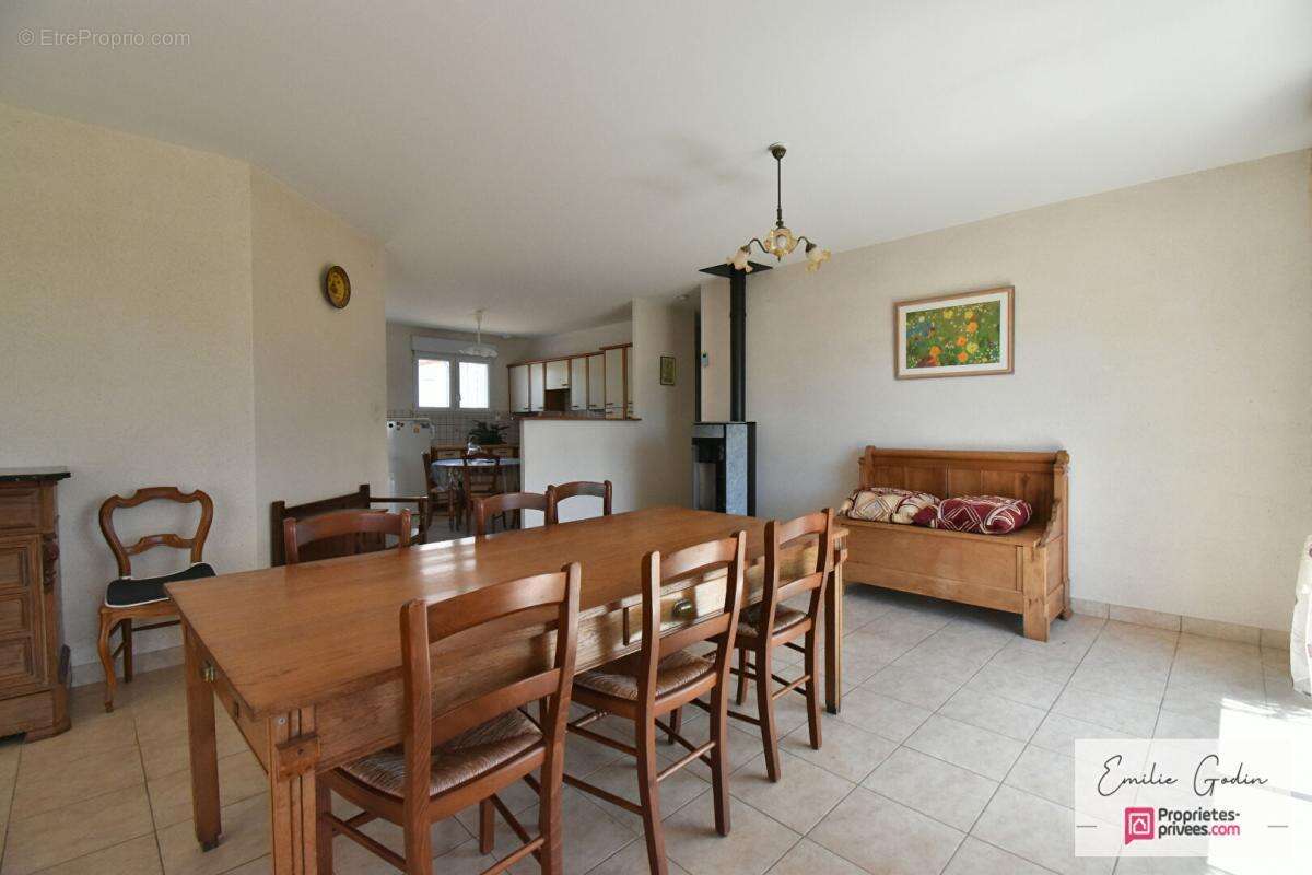 Maison Maulevrier 5 pièce(s) 89 m2 - photo 2