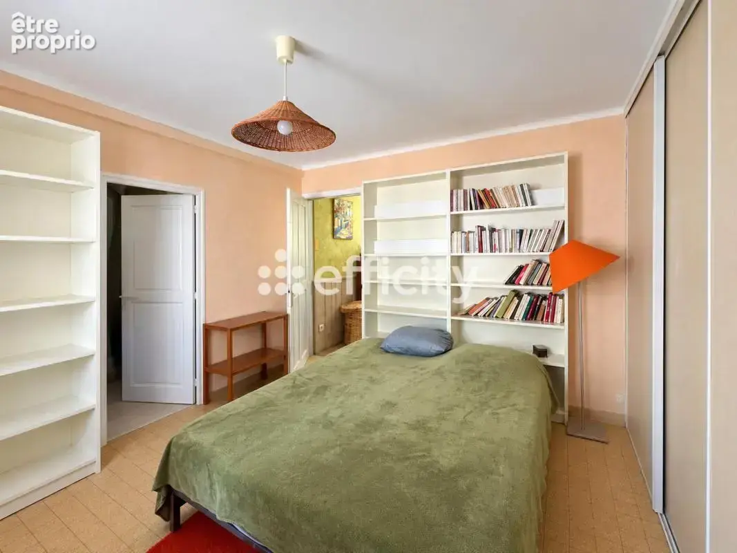Maison 8 pièces 202 m² à vendre à Pont-Saint-Esprit (30130) - photo 19