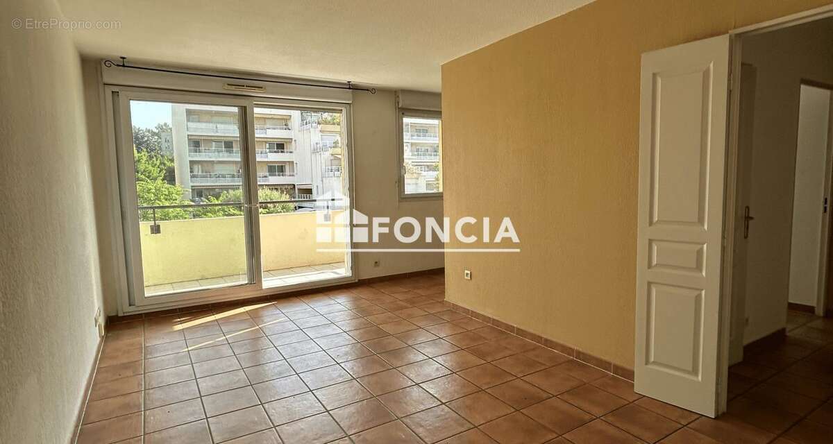 T2 lumineux avec terrasse et vue dégagée - photo 4