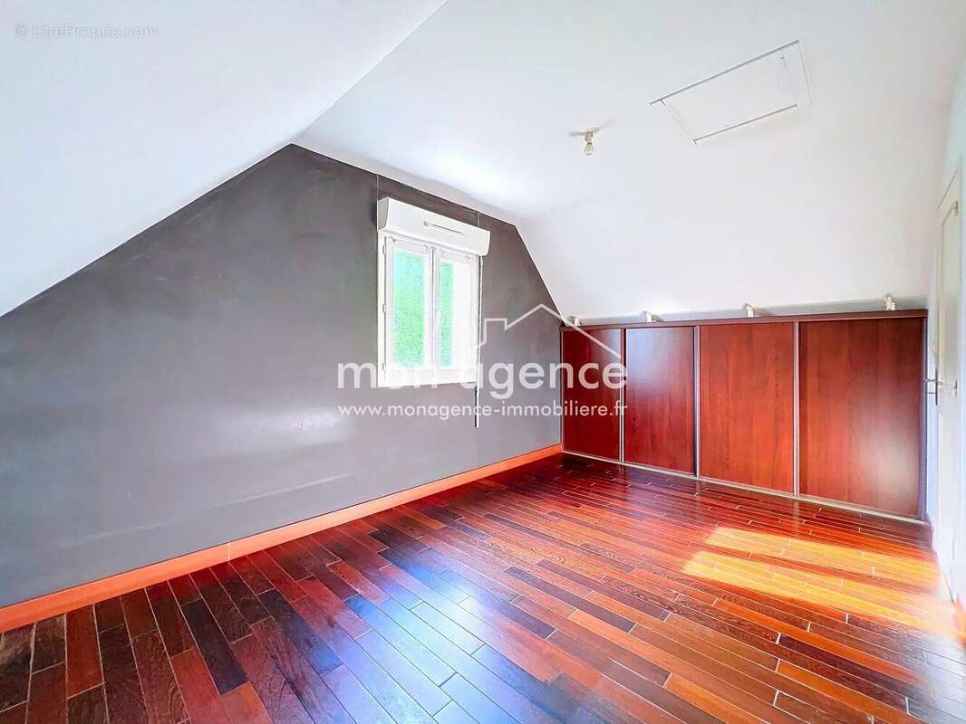 Maison à FORGES-LES-EAUX