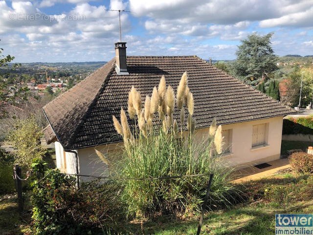 Maison à VILLEFRANCHE-DE-ROUERGUE
