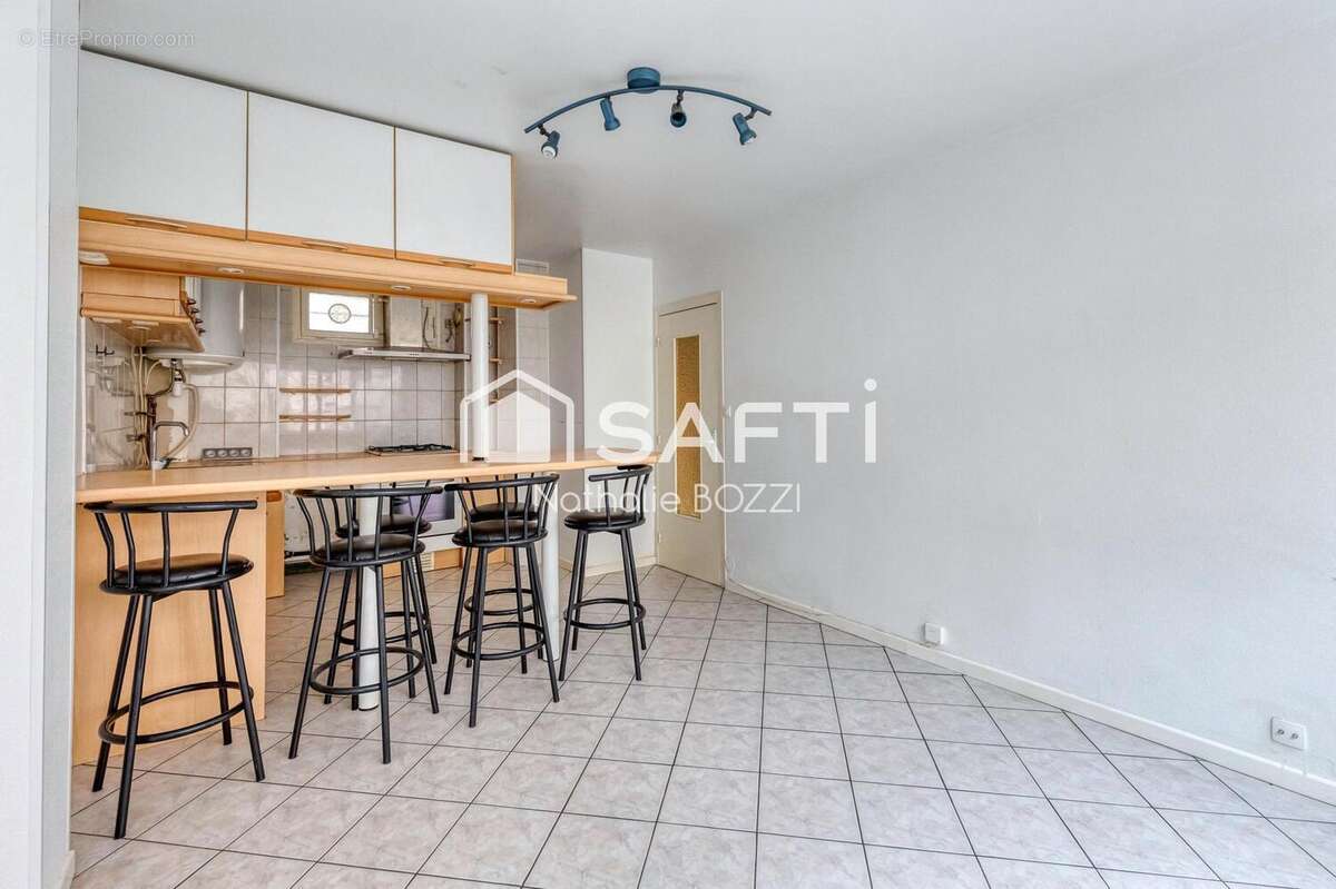 Appartement 35 m² à Grenoble  - photo 2