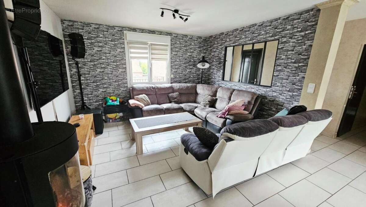 Maison à SAINT-LAURENT-BLANGY