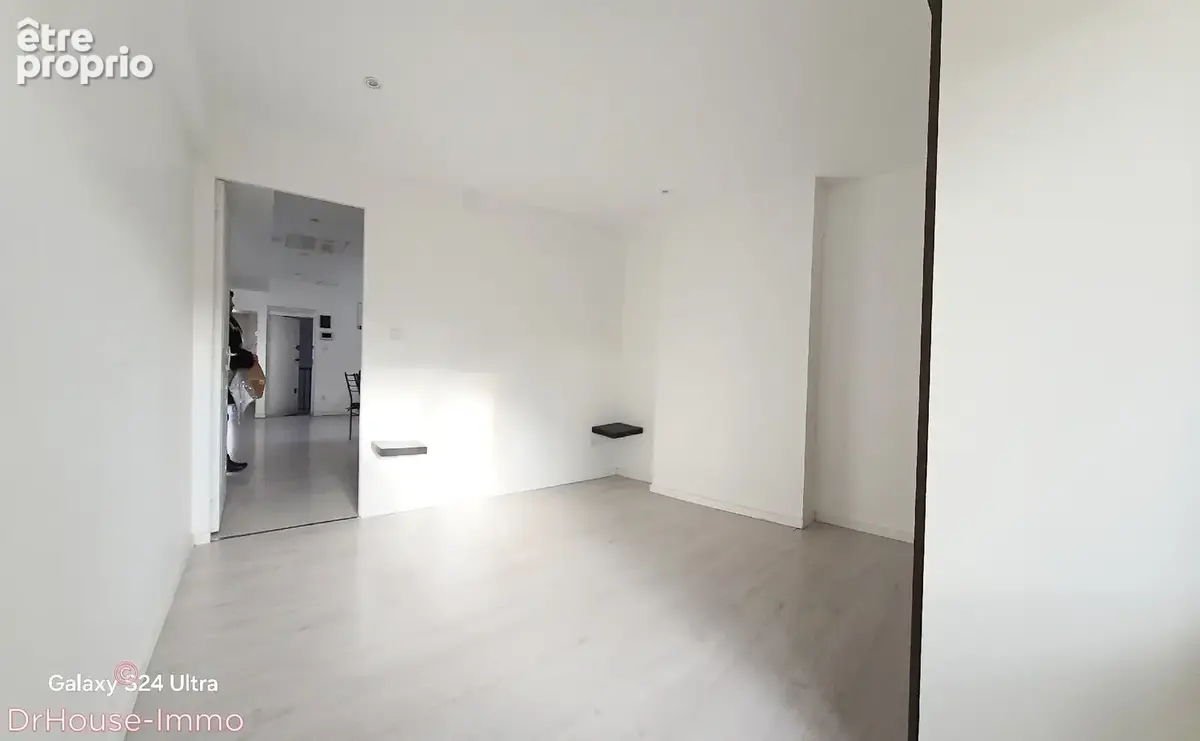 Appartement 3 pièces 64 m² à vendre à Firminy (42700) - photo 2