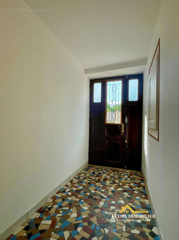 Maison à GONDREVILLE