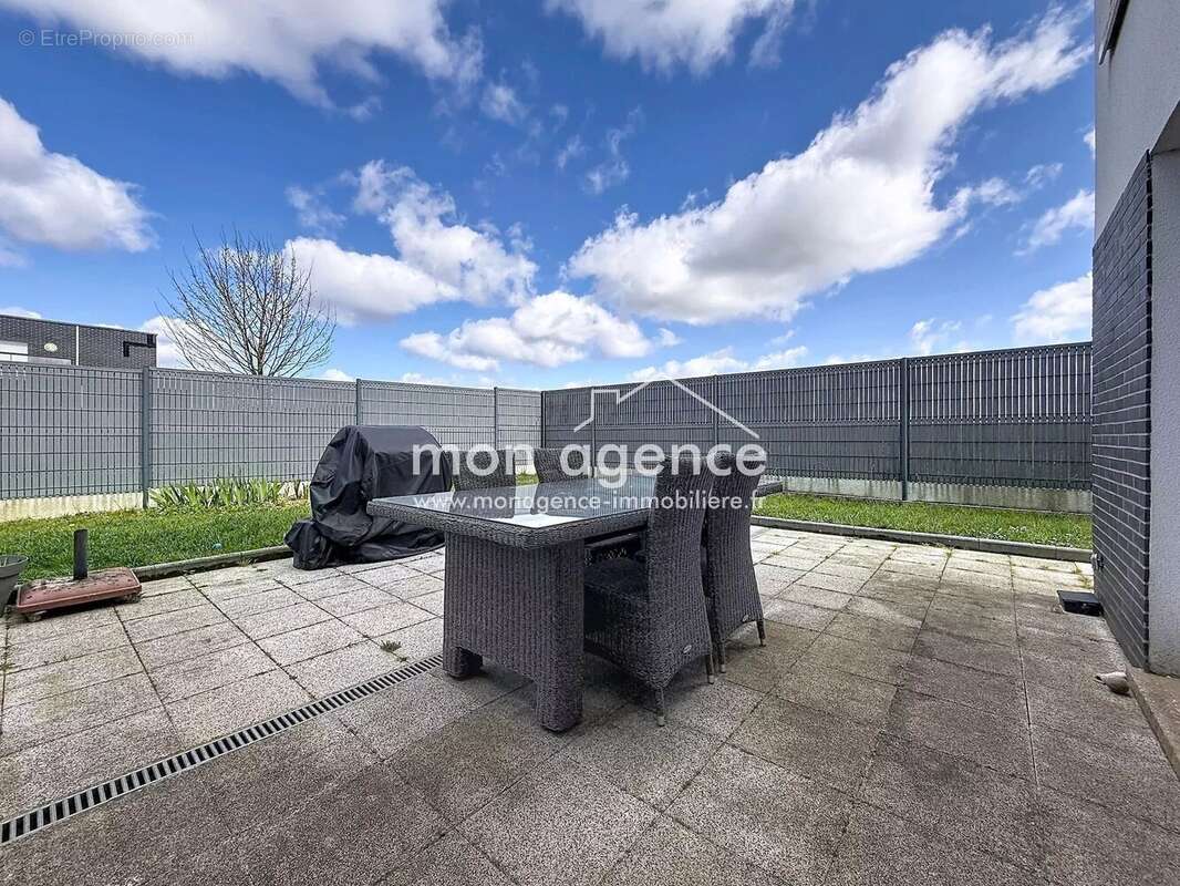 Maison à SAINT-AUBIN-CELLOVILLE