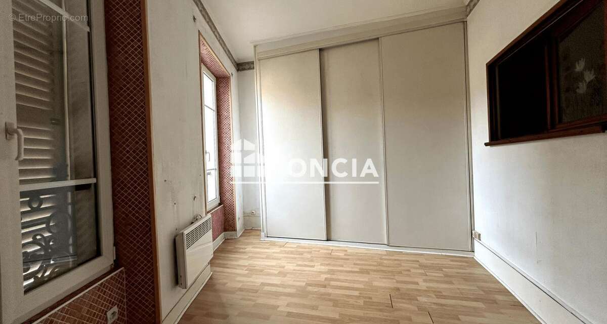 Appartement à CORBEIL-ESSONNES